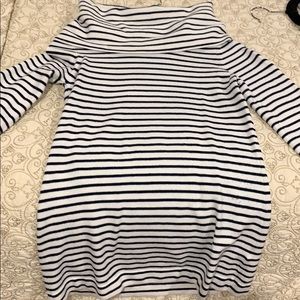 Ladies cowelneck sweater